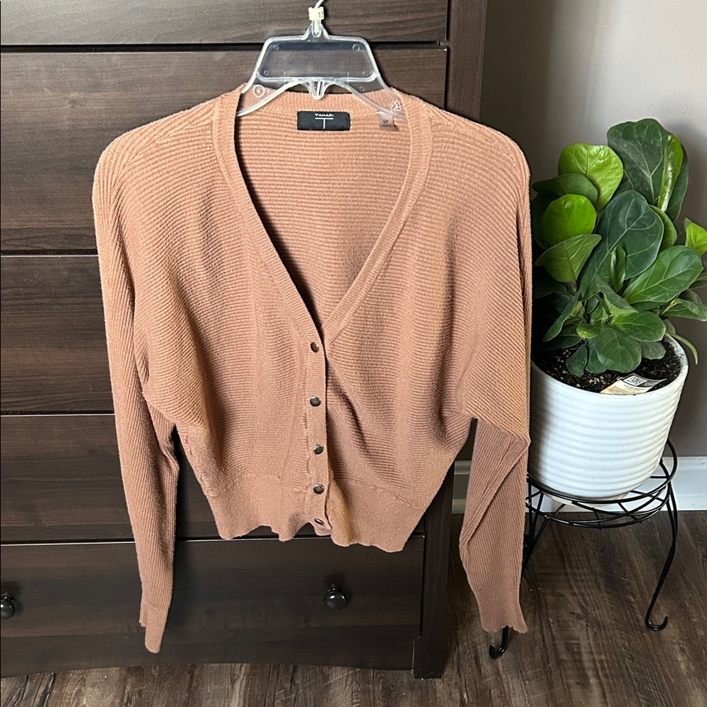 Tahari Camel Button-Up Women's Cardigan Very warm